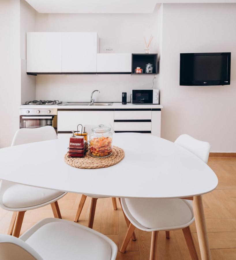 Kalos Apartments カターニア エクステリア 写真